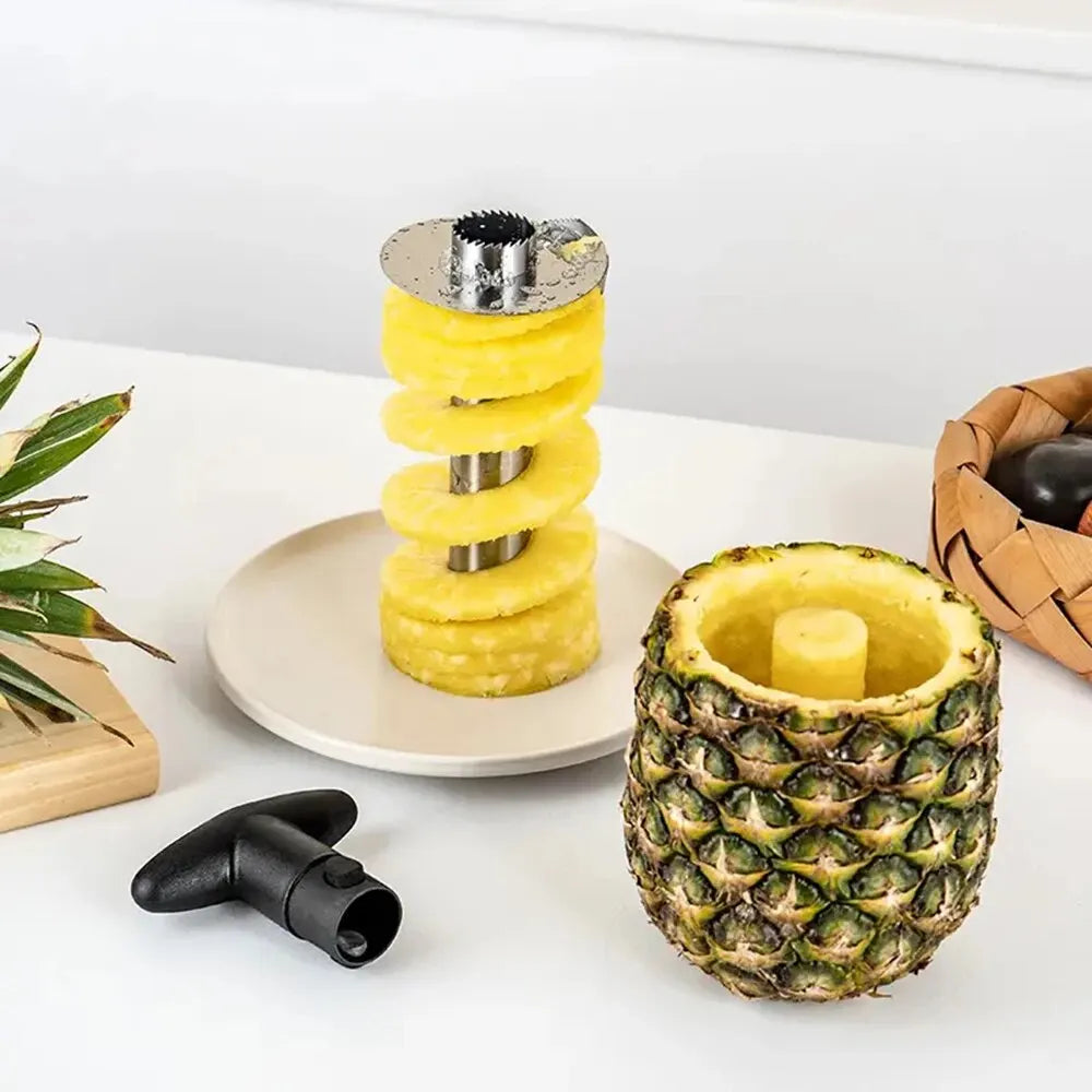 Pineapple Corer & Slicer - Stainless Steel Kitchen Tool